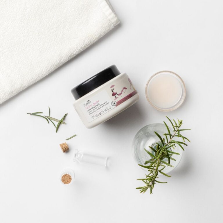 Nouvelle Color Glow Care Mask - kaukė dažytiems plaukams